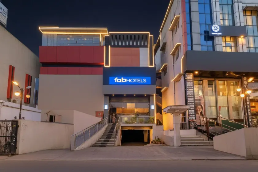 FabHotel White Ridge Chaitanyapuri - Chaitanyapuri Metro, Dilsukhnagar - Image 1