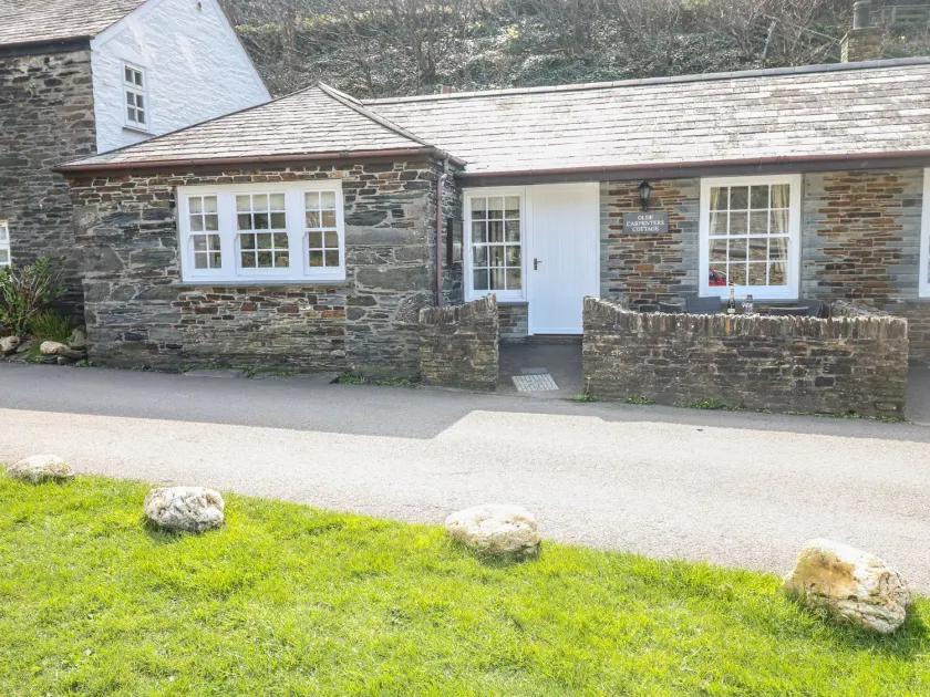 Olde Carpenters Cottage - Image 1