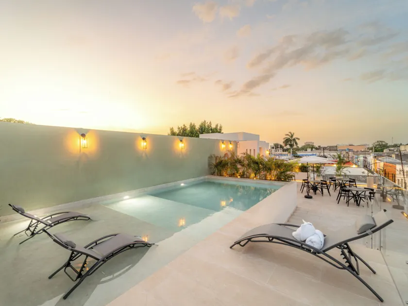New Hotel Serenata Santa Lucia Mérida - Image 1