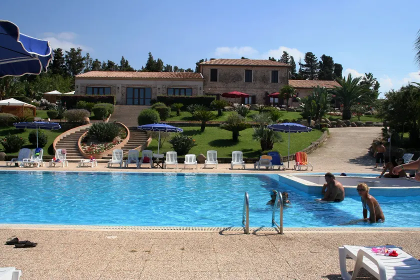 Villaggio Dolomiti sul Mare - Image 1
