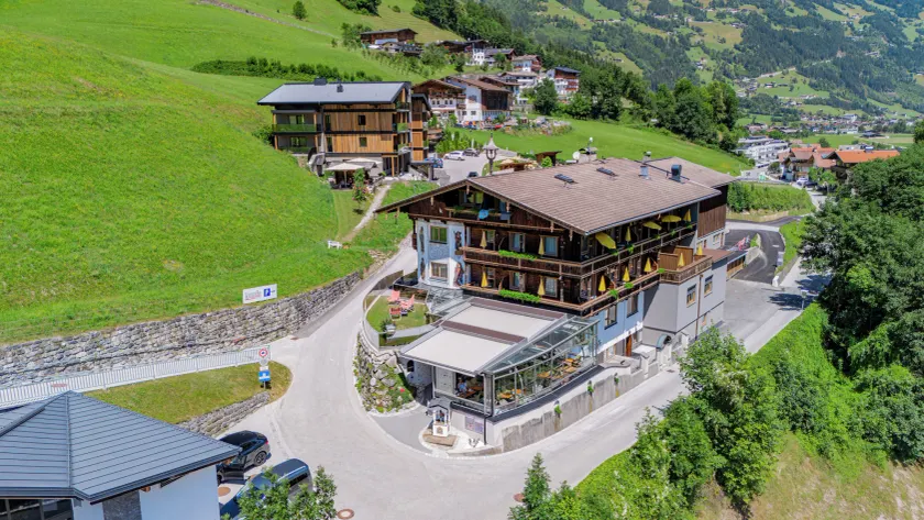 Hotel Kirchbichlhof - Image 1