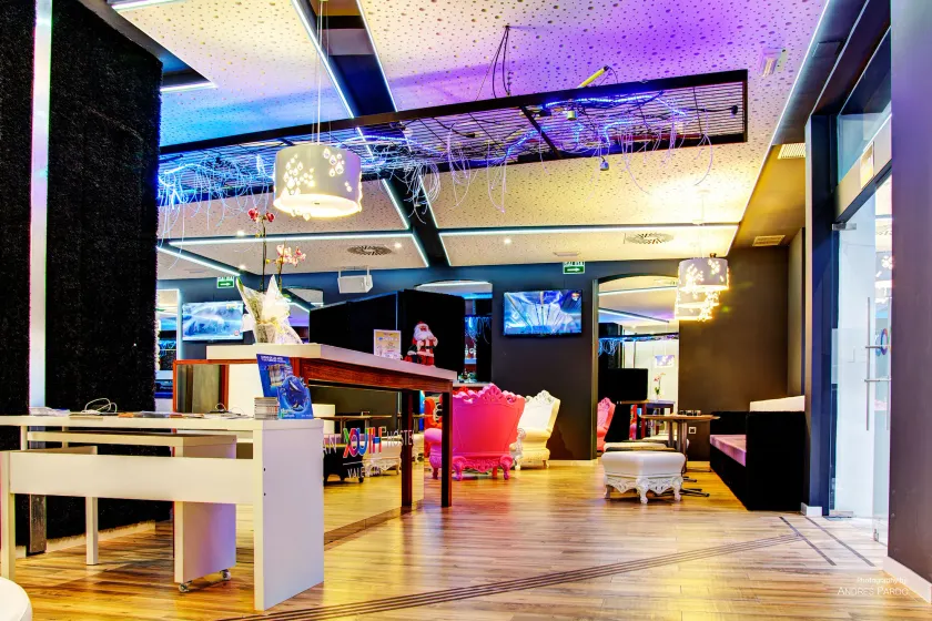 Urban Youth Hostel - Image 1