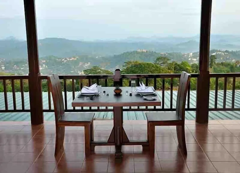 Kandy Highland Unique Hotel - Image 1