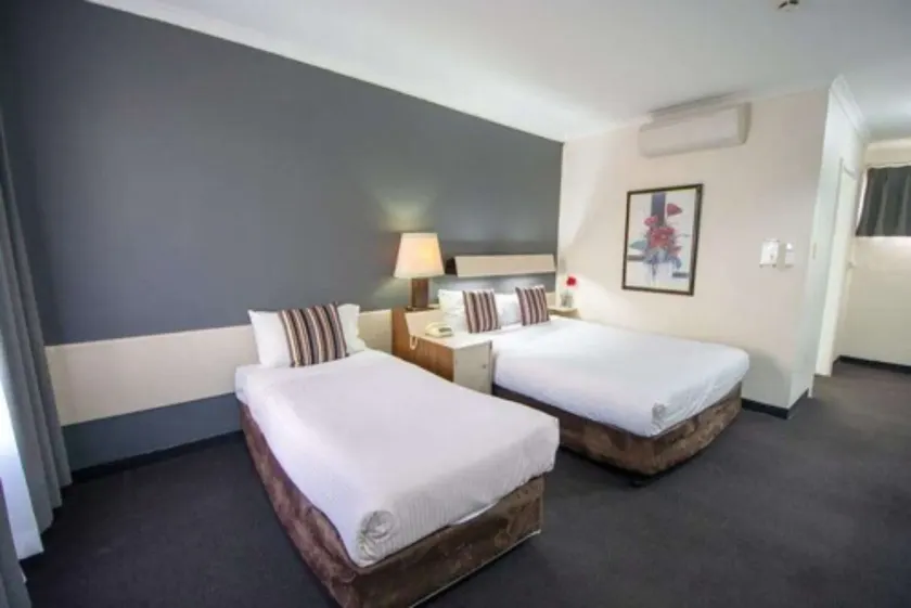 The Midcity Motor Lodge - Image 1