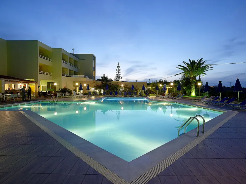 Eleftheria Hotel - Image 1