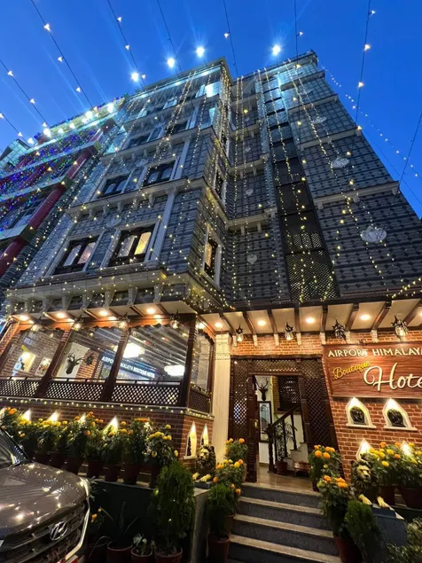 Airport Himalaya Boutique Hotel - Image 1