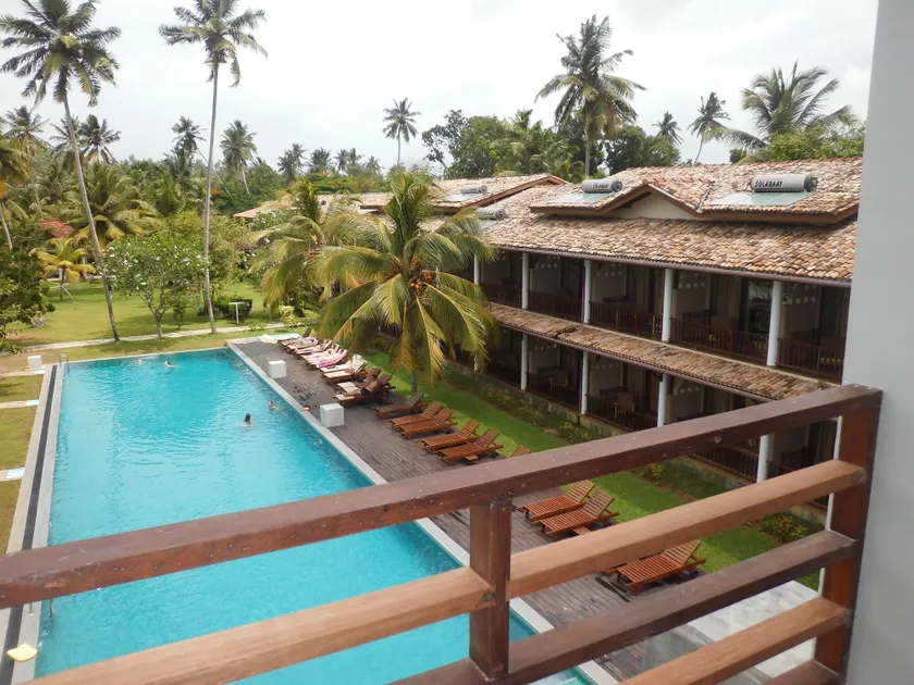 Paradise Beach Club - Image 1