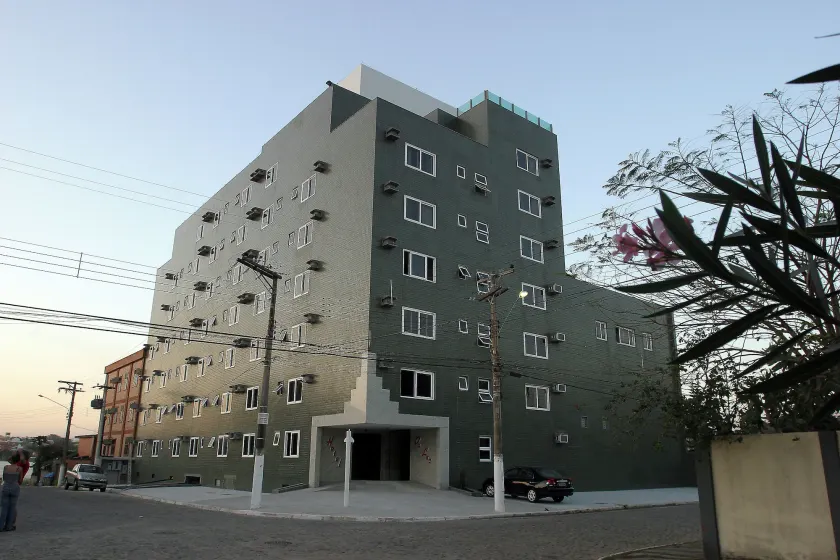 Hotel Du Lac Macaé - Image 1