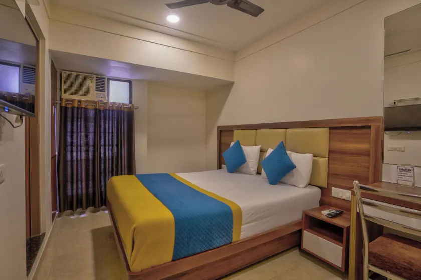 Hotel Dream Inn Thane - Image 1