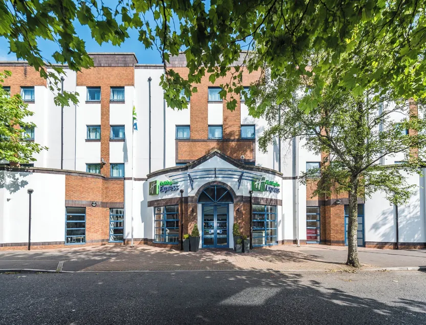 Holiday Inn Express Belfast City by IHG - Image 1