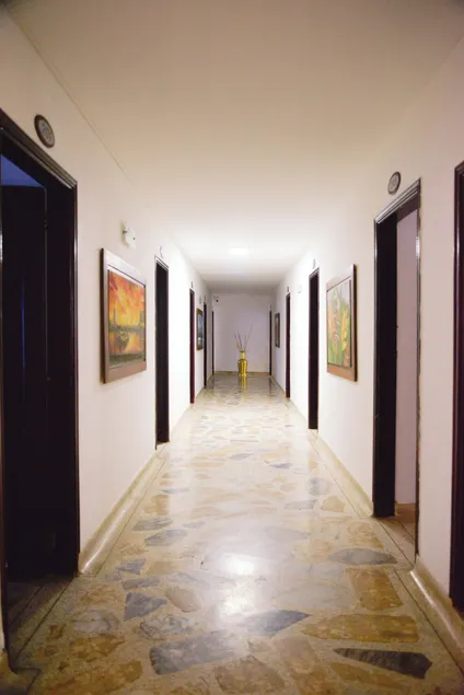 Hotel Acapulco Caucasia - Image 1