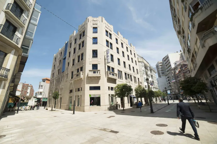 Hotel Castelao Vilagarcía de Arousa - Image 1