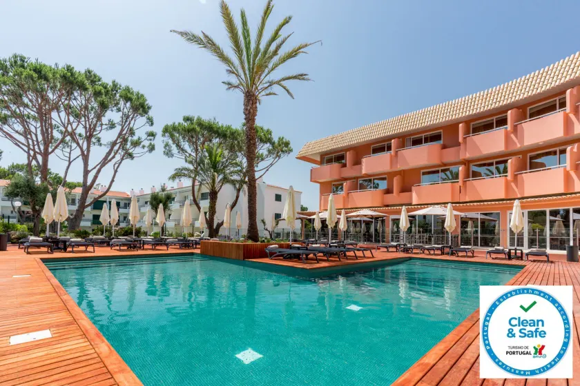 Vilamoura Garden Hotel - Image 1