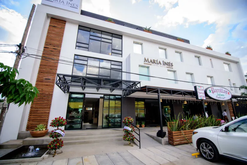 Maria Ines Hotel Suite - Image 1