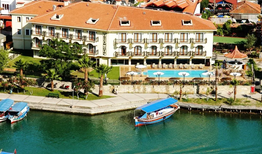 Dalyan Tezcan Hotel - Image 1
