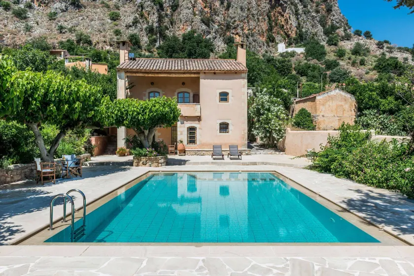Kamares Private Pool stone Villa - Image 1