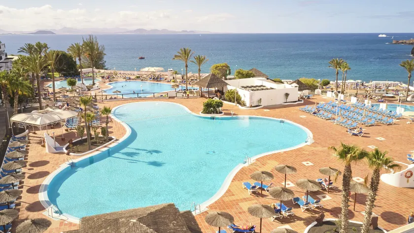 Sandos Papagayo - Image 1
