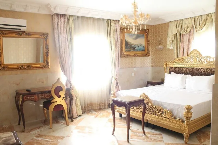 Grand Emperor Hotel - Image 1