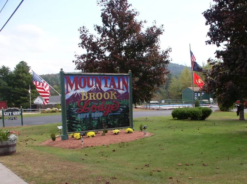 Mountain Brook Lodge - Image 1