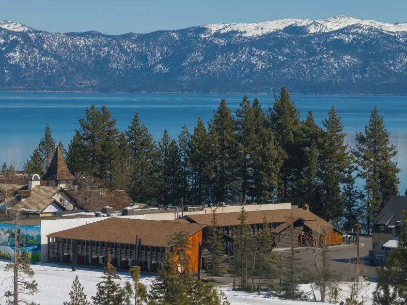 evo Hotel Tahoe City - Image 1
