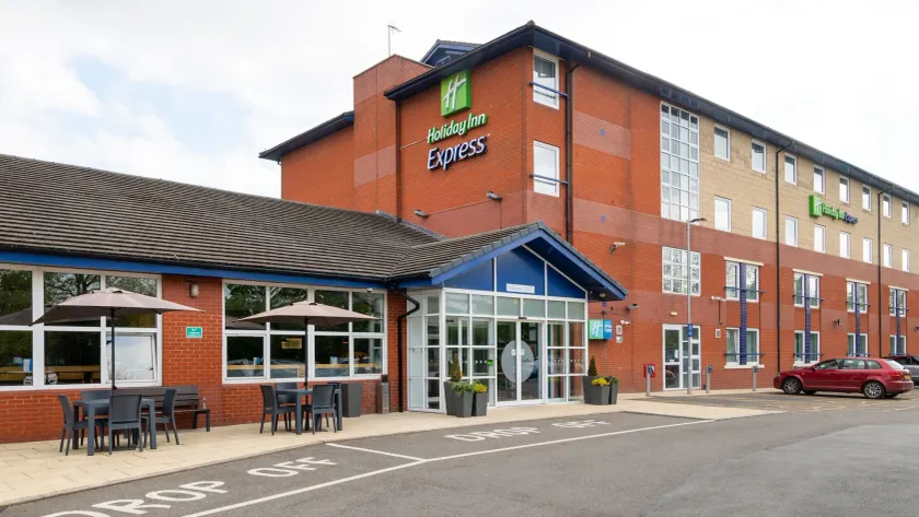 Holiday Inn Express Burton Upon Trent by IHG - Image 1