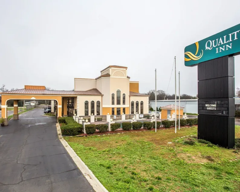 Quality Inn Bennettsville - Image 1