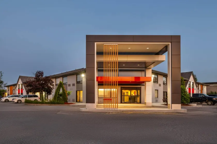 Comfort Inn Sudbury City - Image 1