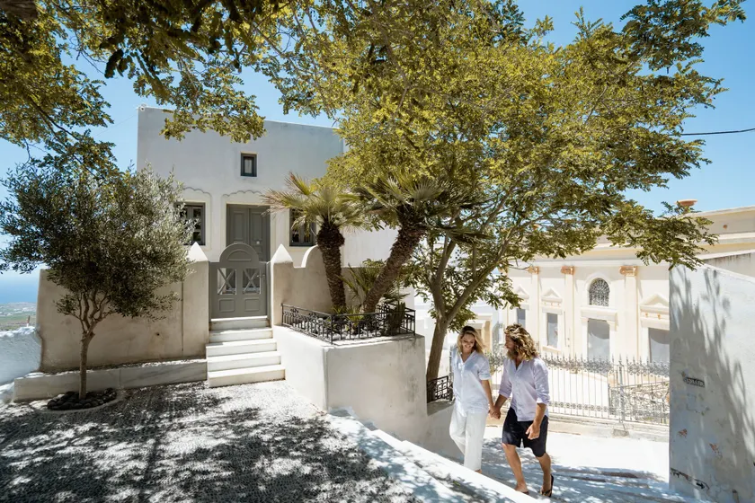 Kastro Mansion - Image 1