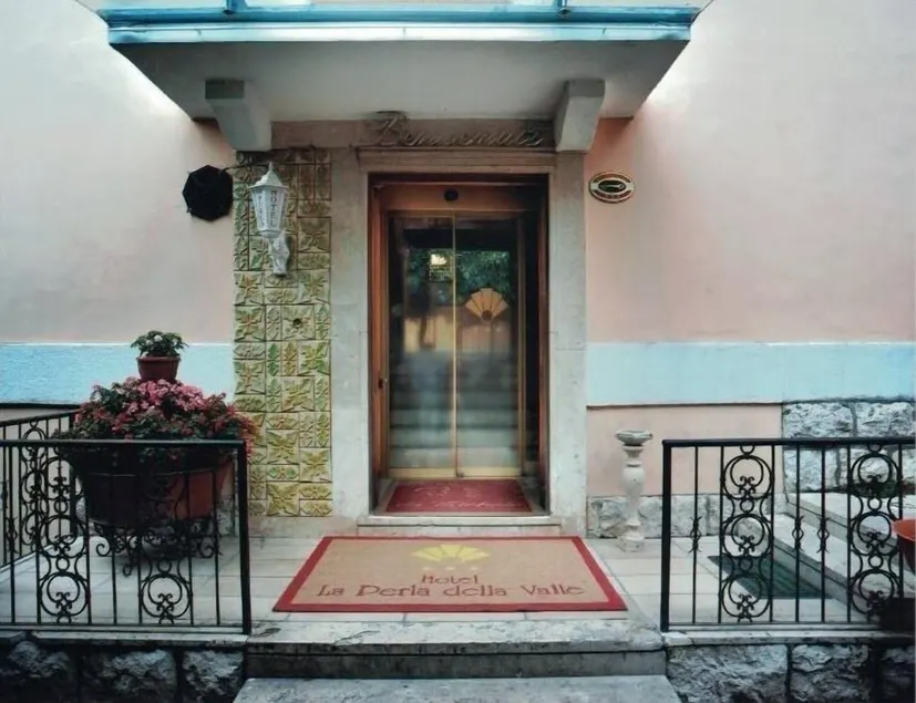 Albergo La Perla Della Valle - Image 1