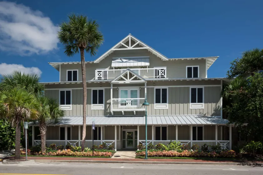Hampton Inn New Smyrna Beach - Image 1