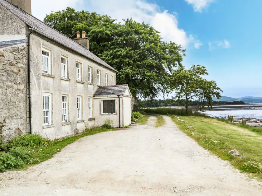 The Ferry House - Image 1
