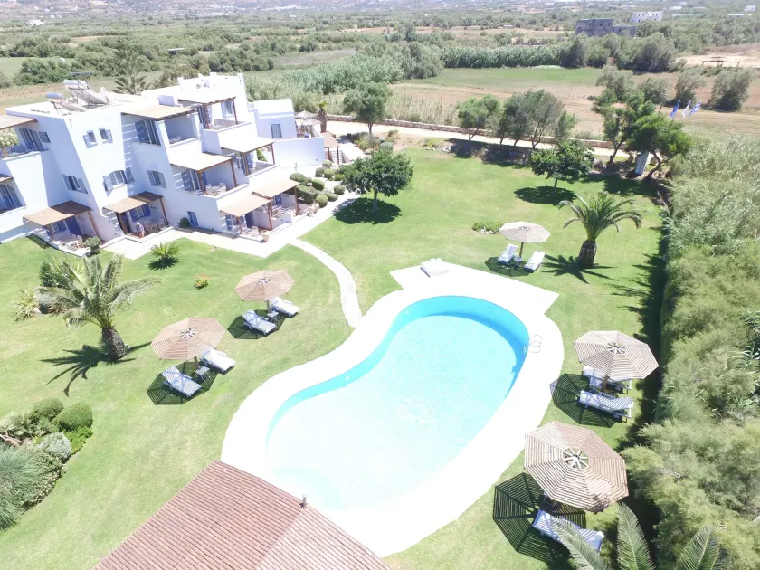Ammos Naxos Exclusive Apartments & Studios - Image 1