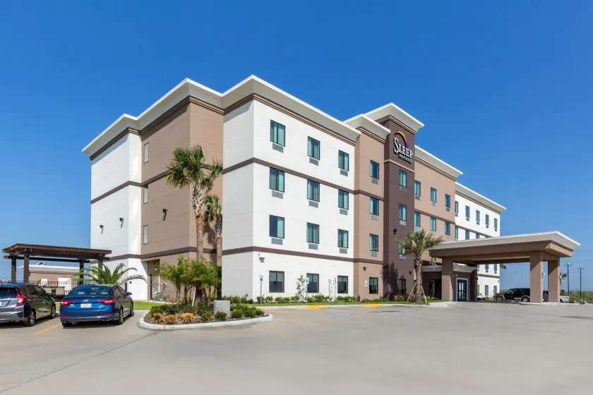 Sleep Inn & Suites Galveston Island - Image 1