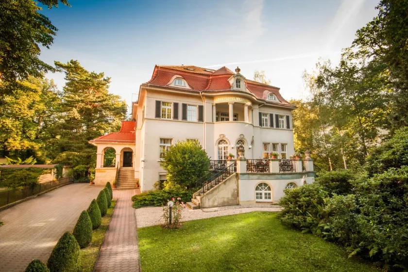 Aparthotel Villa Freisleben - Image 1