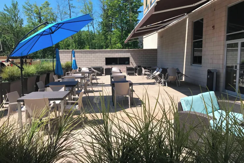 Courtyard by Marriott Montreal West Island/Baie D’Urfe - Image 1