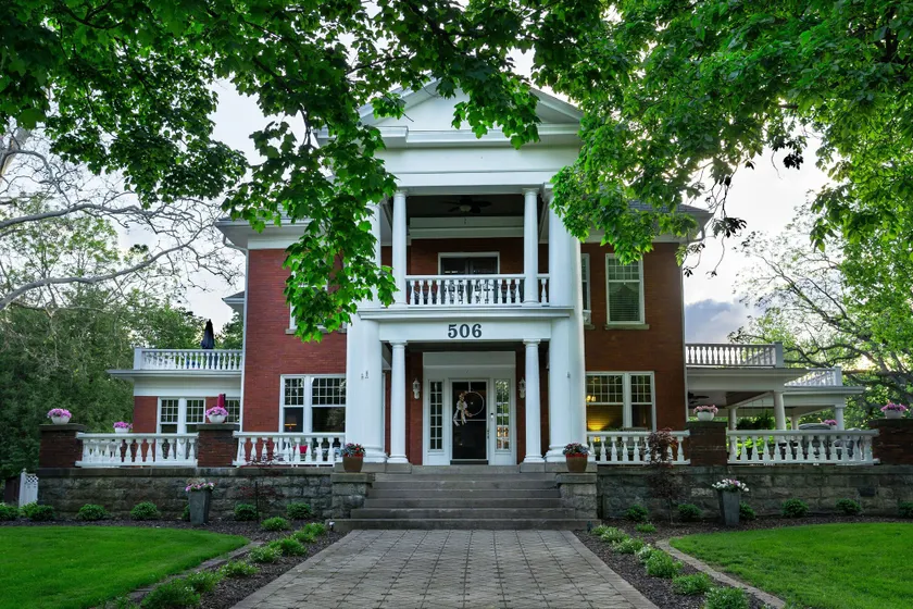 The Nordic Pineapple Bed and Breakfast - Image 1