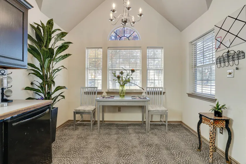 Walk to Shops: Centrally Located Fort Worth Home - Image 1