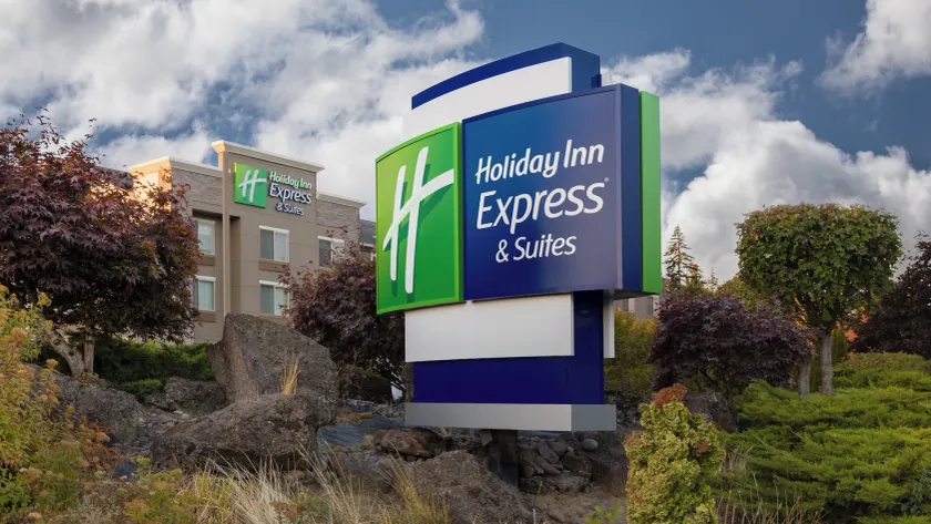 Holiday Inn Express & Suites Hood River by IHG - Image 1