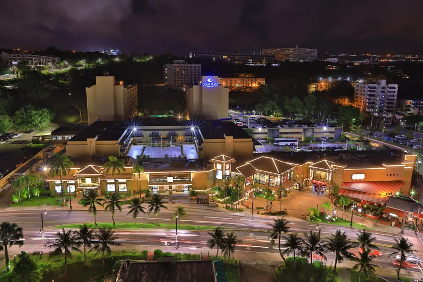 Guam Plaza Resort - Image 1