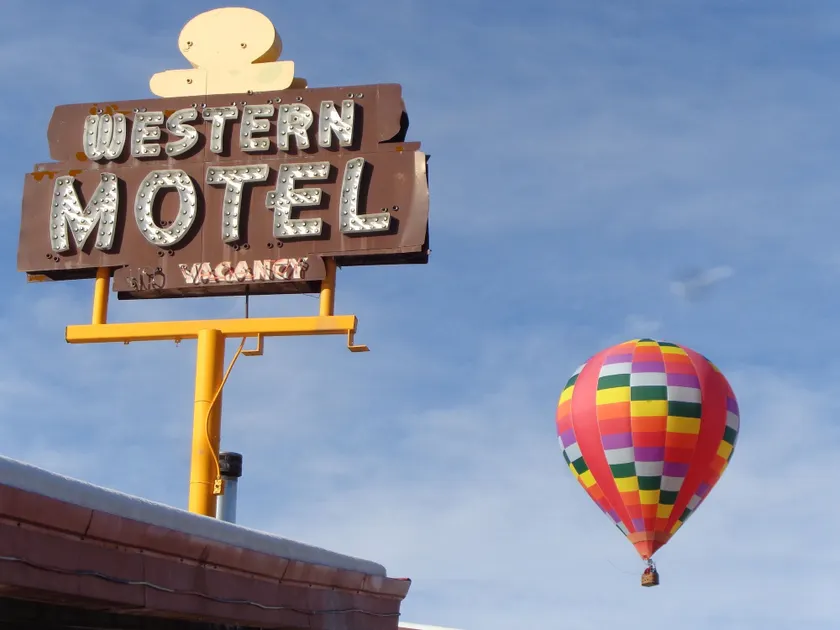 Western Motel - Image 1