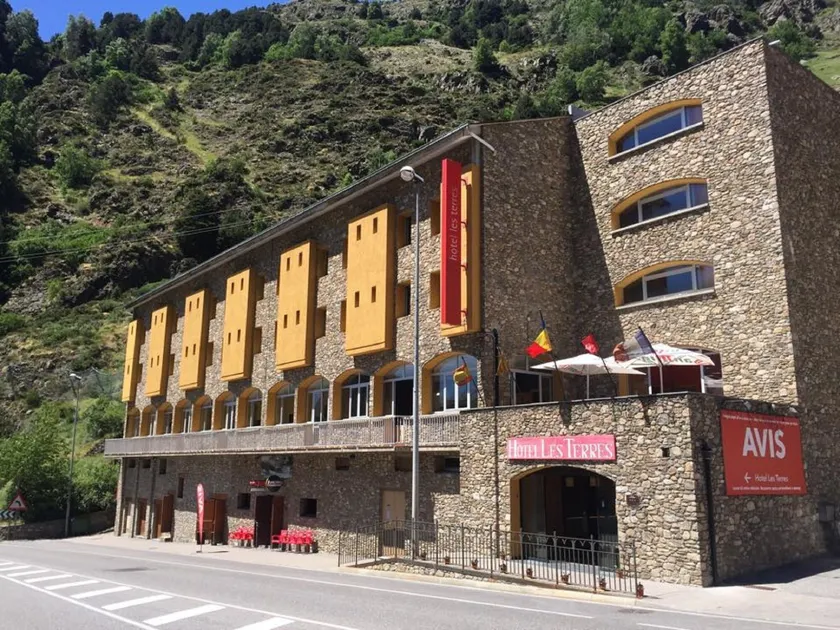 Hotel Les Terres - Image 1