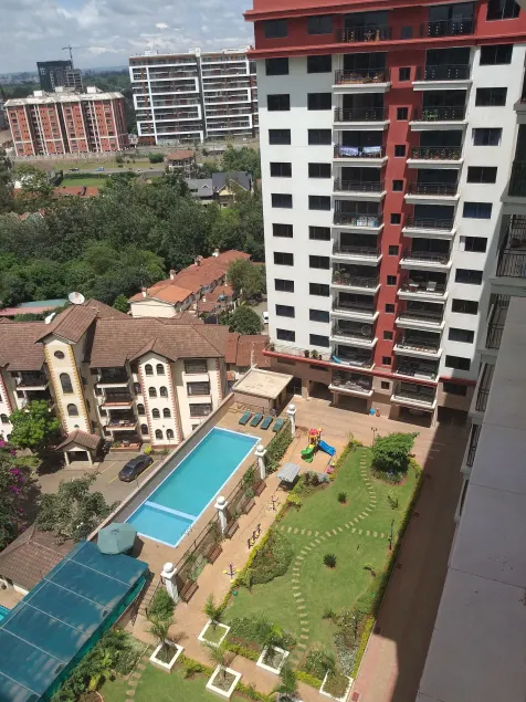 Crest Park Apartments - Image 1