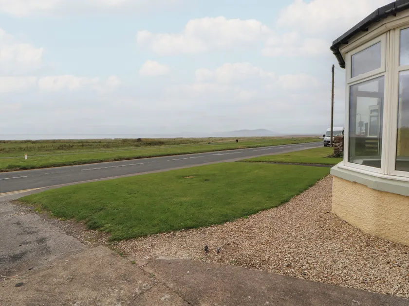 Burnbank - Image 1