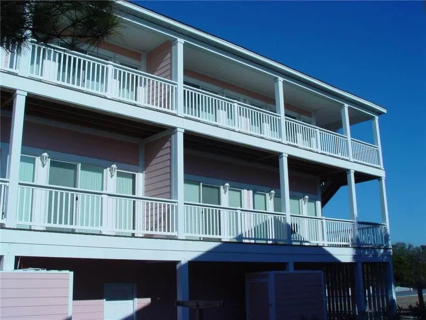 The Retreat 5B - Image 1