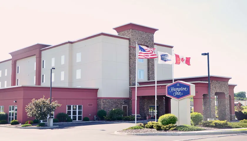 Hampton Inn Watertown - Image 1