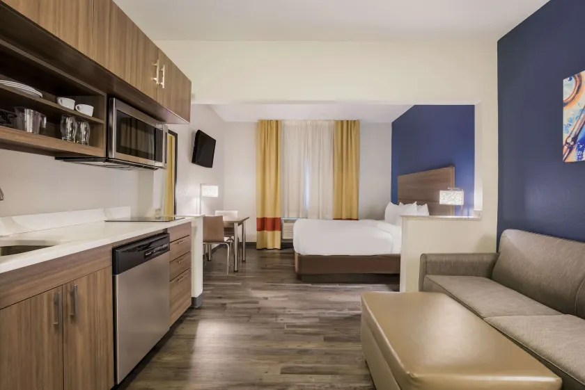MainStay Suites Joliet I-80 - Image 1