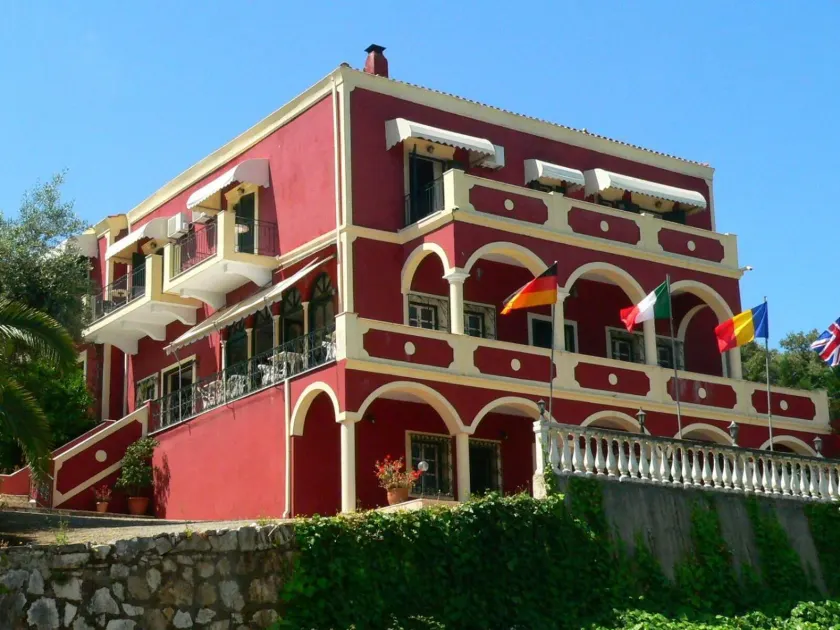 Apraos Bay Hotel - Image 1