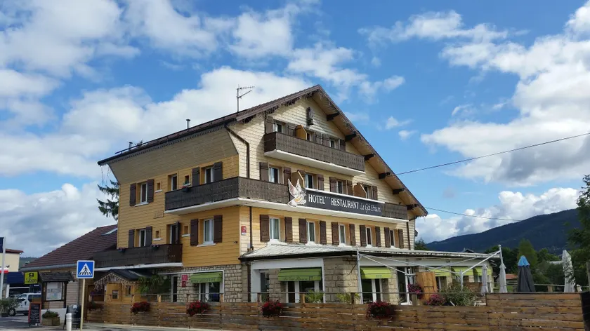 Hotel Restaurant LE YETI - Image 1