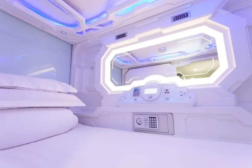 Bestow Capsule Hostel - Image 1