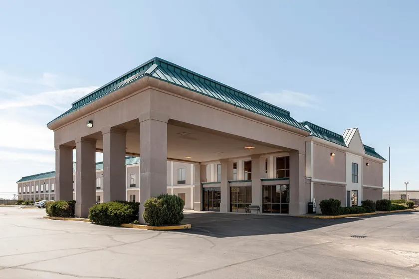 Quality Inn Clarksdale - Image 1